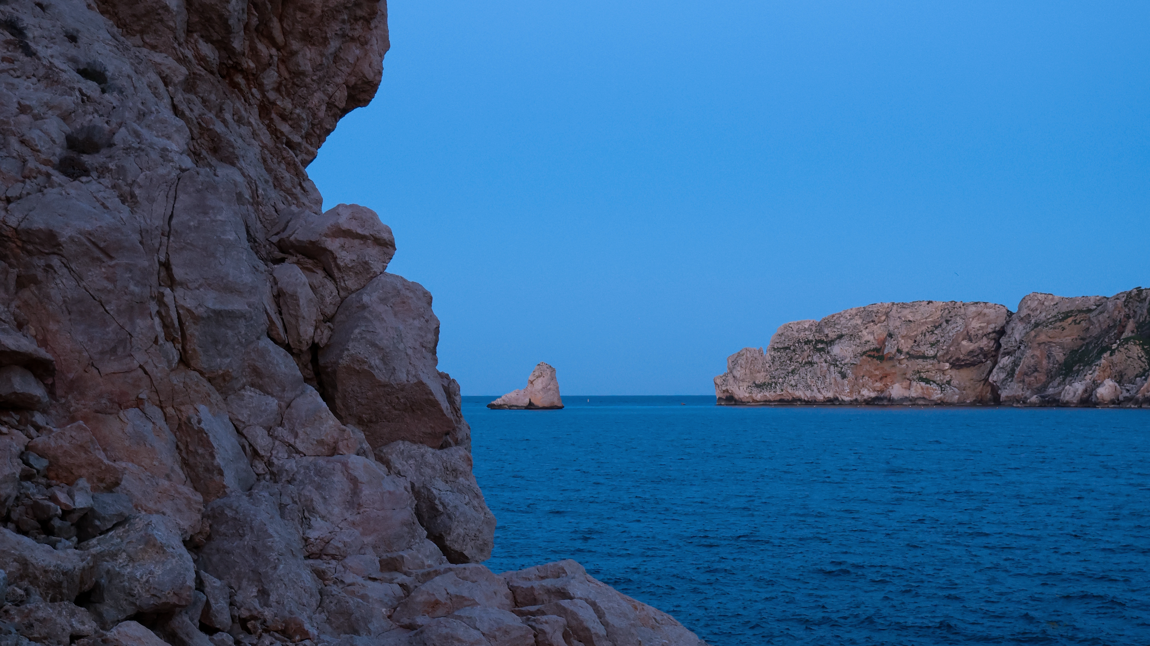 Mediterranean coastal landscape with blue sea for Gorina Atelier
